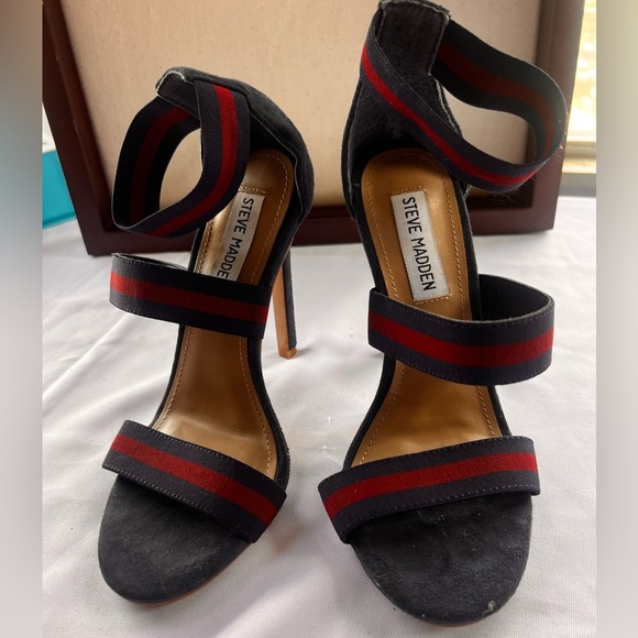 Steve Madden Carina Strapped Heels size 6 - Picture 4 of 7
